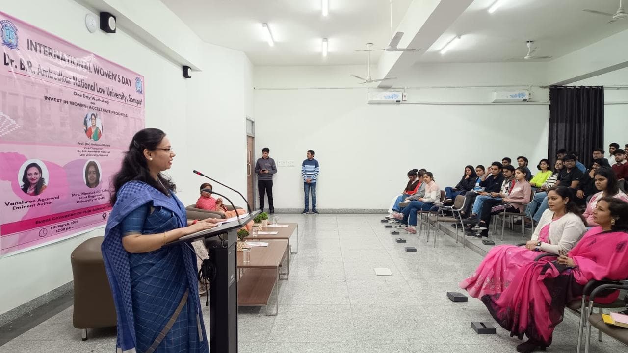 Dr Vanshree Agarwal speaking at the Women's Day workshop